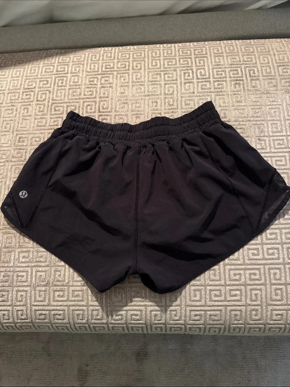 Lululemon Hotty Hot High-Rise Lined Short 2.5